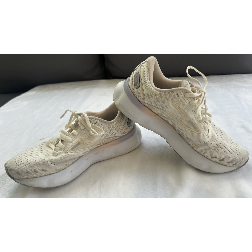 Women's Cream Athletic Shoes